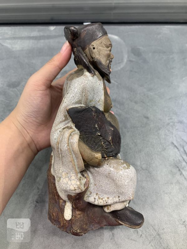 清晚期哥釉钟馗塑像 - 图5